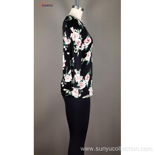 Long sleeve flower print t-shirt